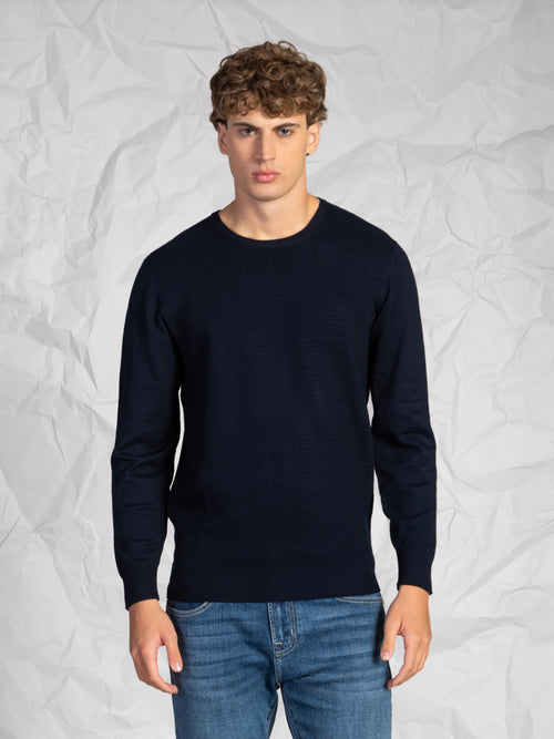 Maglia girocollo rigata