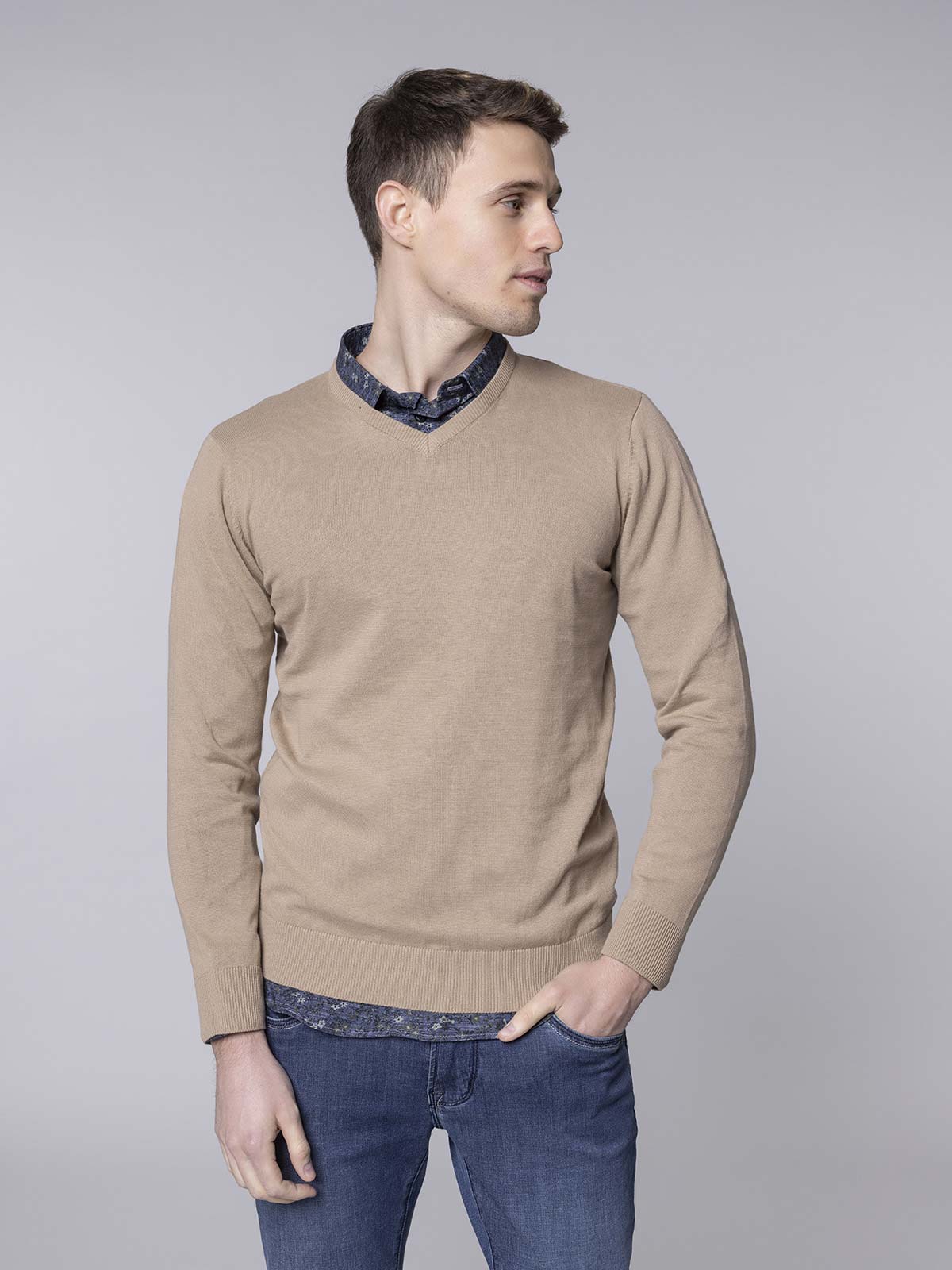 Maglia basic collo a V |Colore:Beige