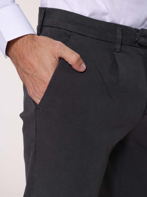 Pantaloni armaturati con pence|Colore:Buio