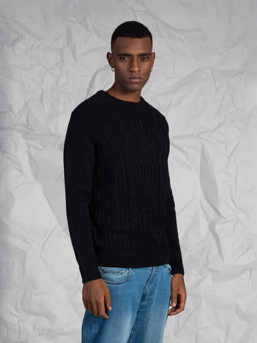 Maglia girocollo con treccia|Colore:Nero