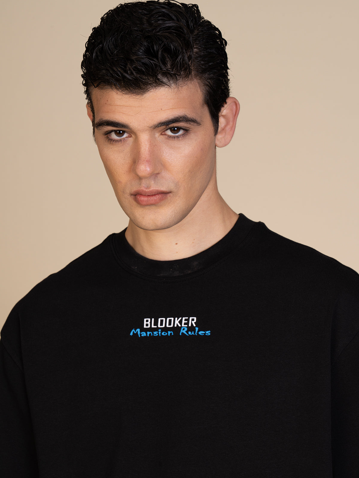T-Shirt con stampa retro|Colore:Nero