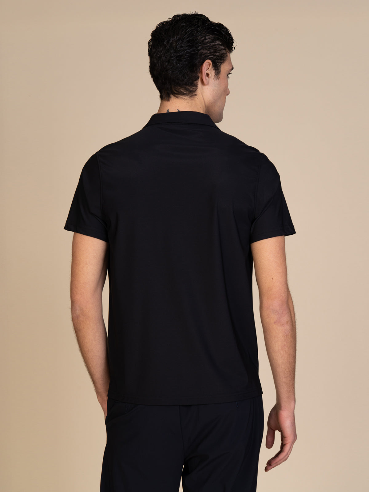 Polo in tessuto liscio|Colore:Nero