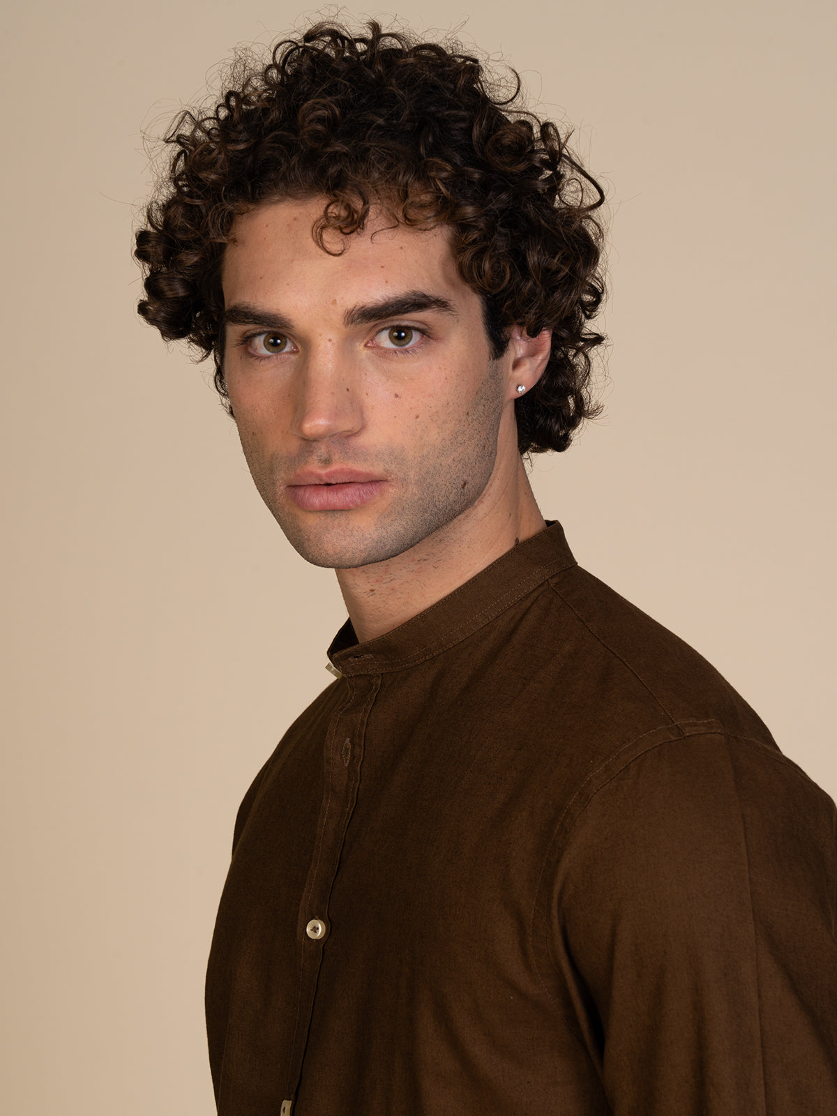 Camicia in lino collo coreana|Colore:Moro